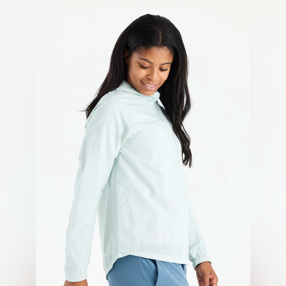 Free Fly Apparel Women’s Headwind Jacket in the color Tide Pool; Size Large - Picture 3 of 10